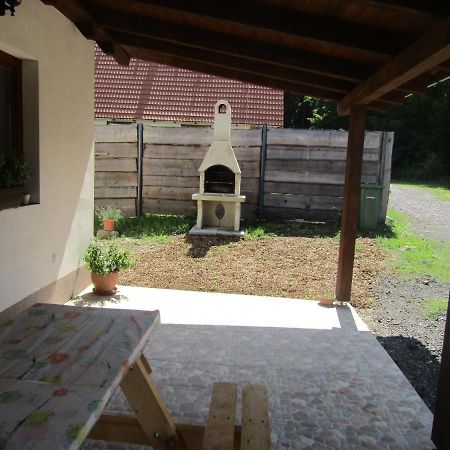 Rekreační dům v Brdech Pod Svatou Annou Ohrazenice  Exterior foto