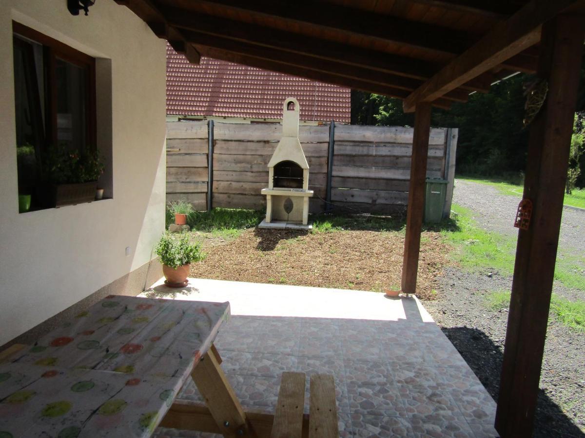 Rekreační dům v Brdech Pod Svatou Annou Ohrazenice  Exterior foto